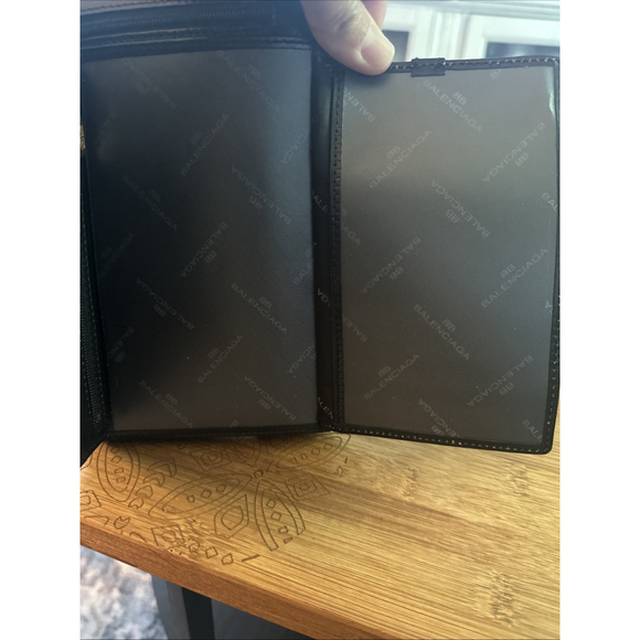 Vintage Balenciaga 1980s Signature Croc Embossed Black Leather Wallet Clutch Lg - Picture 9 of 16
